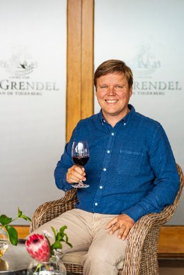 Director at @degrendelwines 🍷