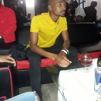 mmeli_melz's profile picture. Rule number one never rat