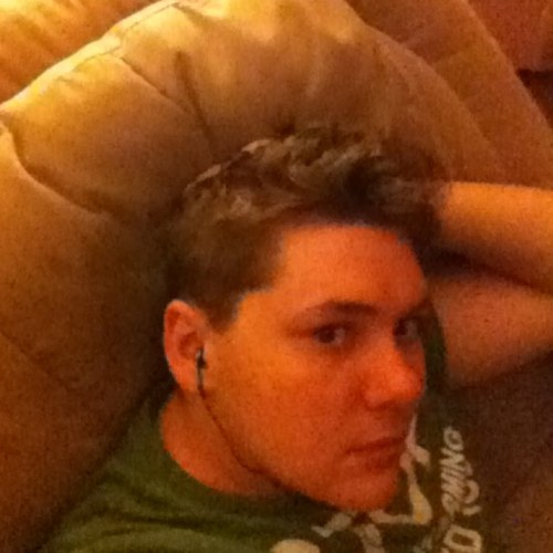 txt me if u wanna get 2 know me 7248803050 dudea welxoke lol hehe