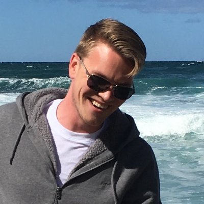 iOS dev for a decade 👨💻 Son, grandson, grand-grandson. Opinions are my headcrab's