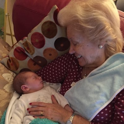 Anakaitazoff's profile picture. ver producir el campo al máximo! enseñarles a nuestros hijos que el esfuerzo da su recompensa y si algo sale mal, levantarse y aprender de ello.