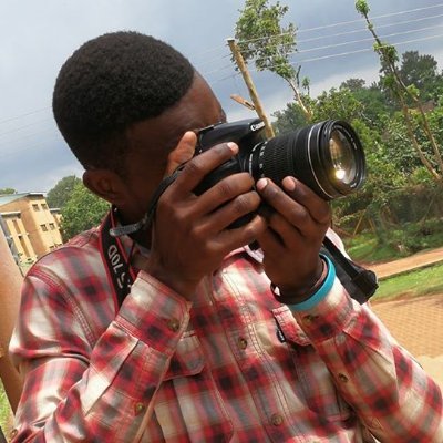 #Journalist|Editor
#Photographer|Videographer, Media influencer and a graphic designer. #ZabuliPhotography