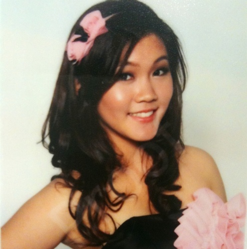 quixoticrosie's profile picture. why hello there.