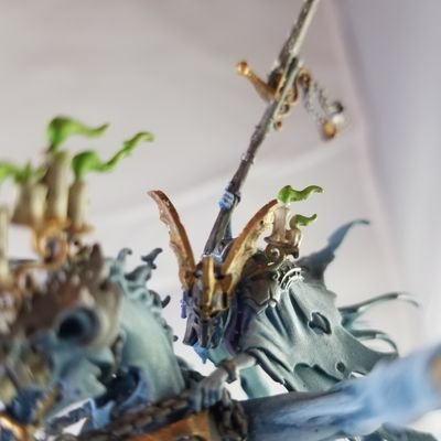 Hey there! I'm Sleepy Fish, a miniature painter! mostly Warhammer, but I dabble in Gundam and Dungeons and Dragons as well!
