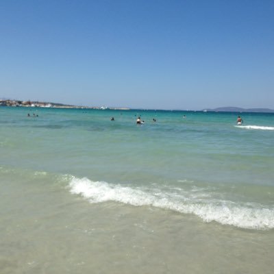 haditwitleyelim's profile picture. Hep küfür edemediğimden fenomen olamıyorum zaten yoksa ooooo