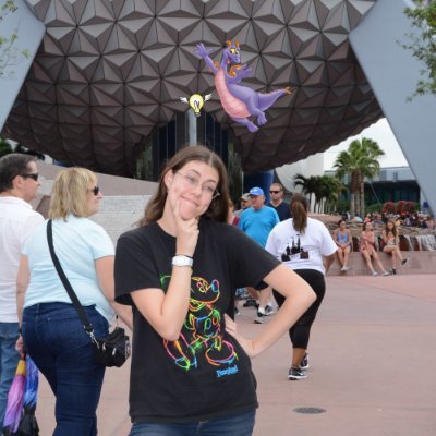 Chloe_Josien's profile picture. My name's Chloe, I love anything computers and robotics, and have a healthy obsession with all things Disney. U of U class of 2021
#FightOn #GoUtes