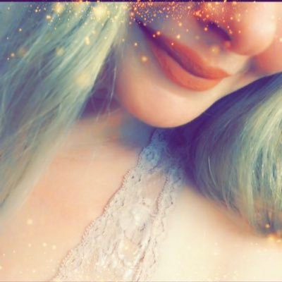 verified #findom, debt contracts.. I’m ur newest weakness😘don’t be shy💋💰dm for tribute methods💰💋I prefer one on one convo over a few clever tweets🖕