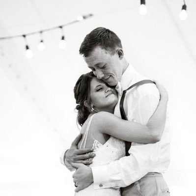 erinadonnelly's profile picture. SLP 🗣 • Wifey 💍 • Dog mom 🐾