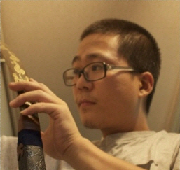 KimHyounKi's profile picture. 활 작가 김현기입니다. 여인의 몸과 같은 아름다운 라인. 화살 하나로 목표를 취하는 야성미. 이런 활의 미학을 연구하는 것이 제 작품활동의 이유입니다.
흥미로운 세계로 당신을 초대합니다.