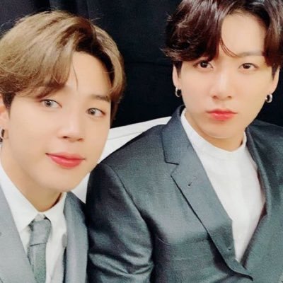 kissY0eMJNd822V's profile picture. #박지민 #이지훈 #TREASURE13 #賀来賢人 04lineだけど中３です。フォローお願いしマース✌️😆 DMも待ってま～す！💗❤️