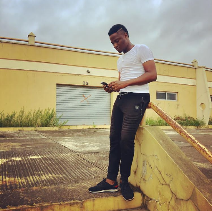 AwosileOluwase1's profile picture. 