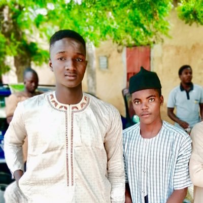 ManGuesta's profile picture. Être un président de la république