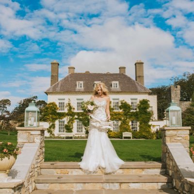 Beautiful destination Wedding & Events venue 💫 plus 5* luxury stays on the stunning South Wales coastline in the Vale of Glamorgan
