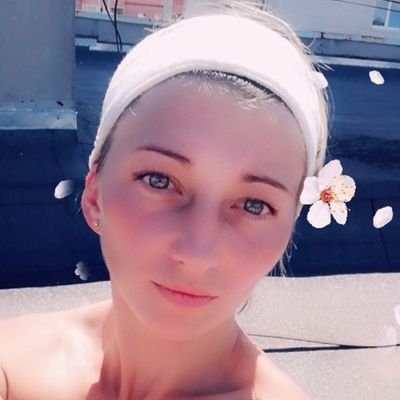 hWpWPmlGu1tOpGx's profile picture. 