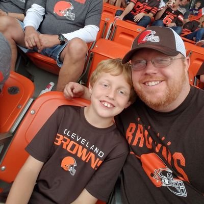 Father,  Husband,  #Browns fan. I'm mostly on Twitter for Browns everything.