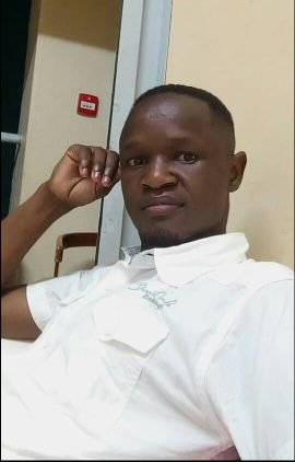 043Franq's profile picture. 