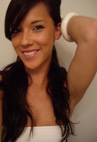 AdriannaLuvsAll's profile picture. I am an aspiring model looking into this twitter ish to see what its about. If you wanna know more hit me up.