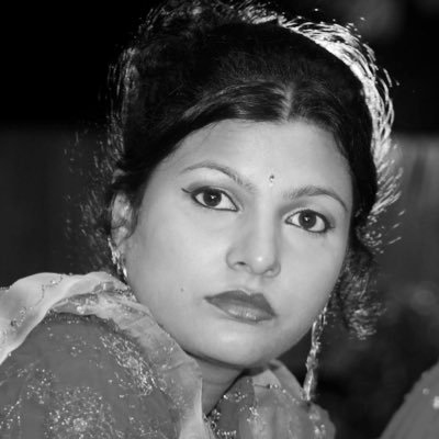 rabidthespian's profile picture. Part Time Marketeer who prefers to read,paint or cook. Partial to cats & East India. She is being raised by a nine-year-old