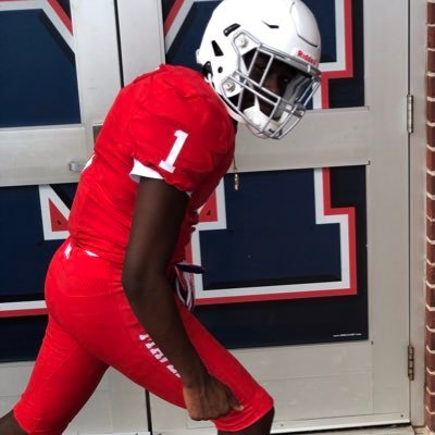Wr coming out of Manvel🏈🙌🏽💯 2023-student athlete just waiting on my chance R.I.P dad♥️🙏🏼