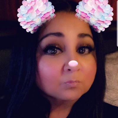 Julianna92103's profile picture. 25 year plus Banker living in SA to be with my family!