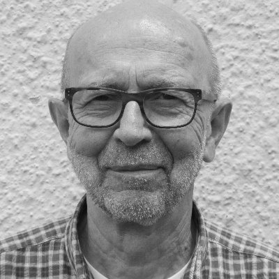 TotenCan's profile picture. A Norwegian and part Canadian doing his bit to power up Africa with https://t.co/rEEscJ1jxd. Følger med i Norge fra utsiden med hjelp av NRK P2.