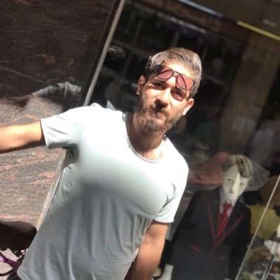 gfEPcsLesiVo8Sr's profile picture. وينـ مايفرشـ ينامــ الگلبهـ خاليــ