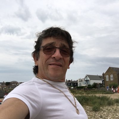 Henry84234892's profile picture. 