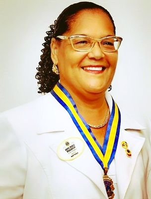 Lion Anne Marie BEAUBRUN, Gouverneure du District 63, Antilles et Guyane françaises (2019-2020)
Générosité, Fierté
Service Couleur Passion 🌈