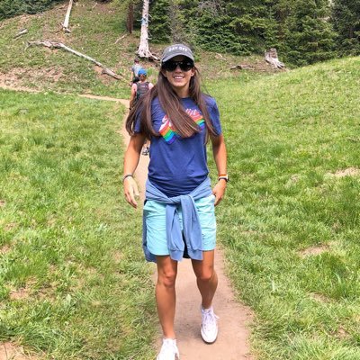 Lesfic Author. Adventurer. 🌈 Supporter of human rights. Be kind. she/her @bellabooks
