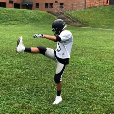 Randywhitejr2's profile picture. build the wall.