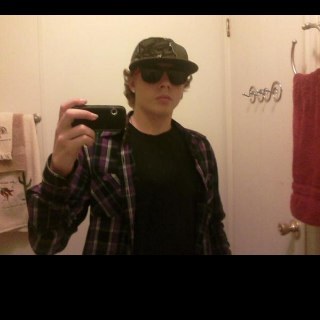 johnylongrocket's profile picture. 