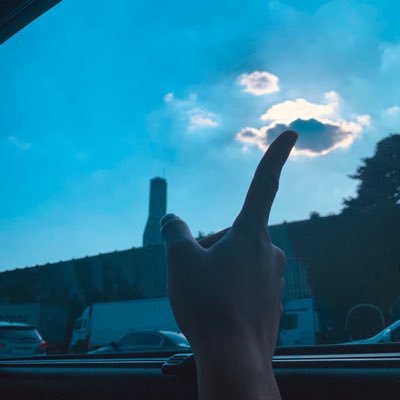 whoswhos_whos's profile picture. 비계 터져서 나온 구독계입니다🥹 97 47🩵