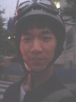 Play guitar, Bass in Verruca 'the rock band SNU law'
2010.5.17-2012.2.29 TSF. KATUSA as a infantry.
Electronic Engineering