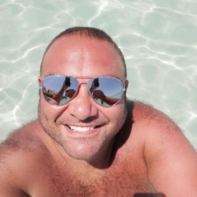 aleanto21122012's profile picture. Sono una persona sensibile simpatica e molto socievole,non amo le persone false