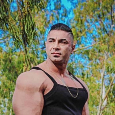 cochynolo's profile picture. WARNING❗️ Extremely high standards. Off-season muscle monsters, juiceheads and roided bulls 🏋🏻 Bigger = better 💪🏾