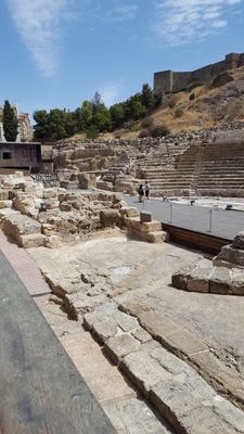 RafaelR35224695's profile picture. tener muchos amigos