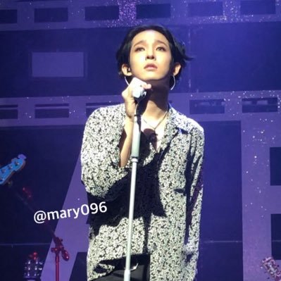mary096's profile image