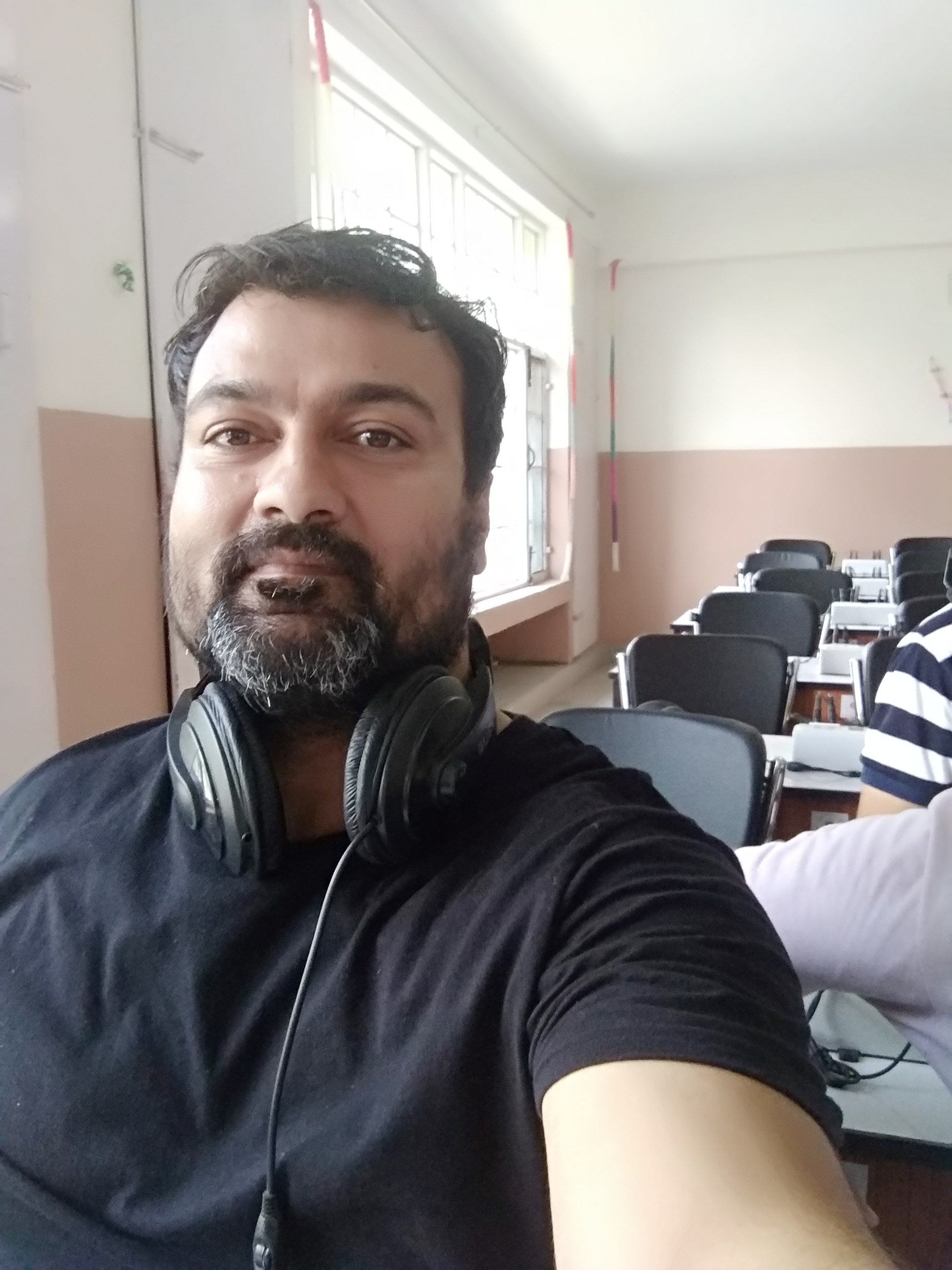 sureshchaudhary's profile picture. Teacher