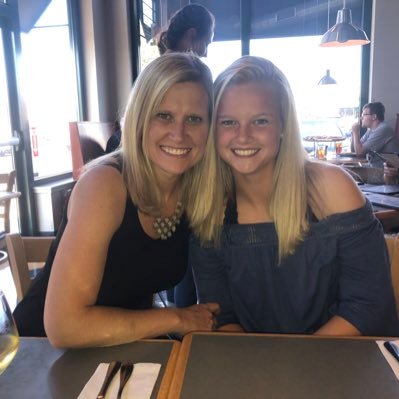 SnowdenMadison's profile picture. Valpo⚽️💛