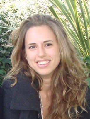 ¡Una apasionada! Marketing digital, redes sociales, teatro, mente y emociones.