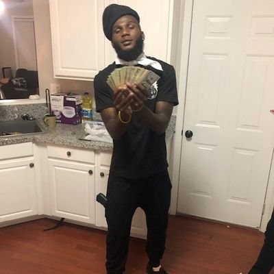 BigBos_Quabo's profile picture. 🆘🆘🆘
#OnlyDaStrongSurvive #FREEDAKLAN