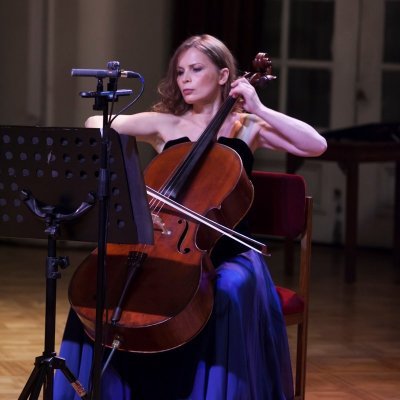 CelloKatharina's profile picture. Cellista / Nací en Polonia, estudié en Alemania, vivo en Chile. Solista de Violoncellos de la Orquesta Filarmónica De Santiago, Solista de Ensamble Filarmónico.