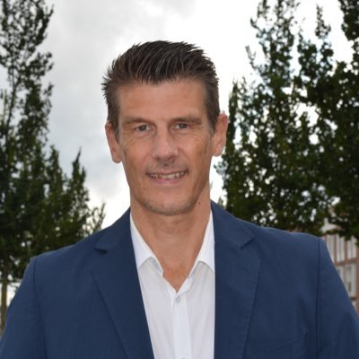 Architect I Owner Venster Architekten I board @bouwsoos I Rotterdam I married I two children I traveling I music I architecture I art I Sparta