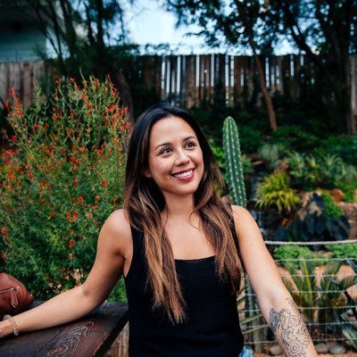 Social Media @teamoneusa. Proud halfer & third culture kid. Type of girl to sage her house while listening to trap music.