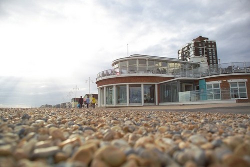 Situated 5m from Brighton beach, we are a modern Italian restaurant. Perfect place to watch Brighton come alive, giving a new meaning to beachfront dining.