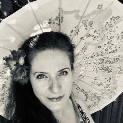 Jujubees26's profile picture. Living life with 🕊☮️,👩🏼‍🎨✊🏼, 🤲🏼❤️, with a healthy side of 😁😂🤣 Feminist Cis-Hetero-WMN♓️