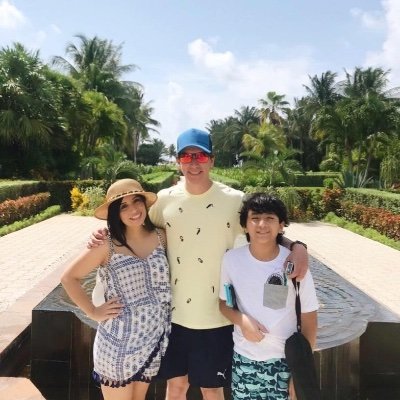 lupanama's profile picture. Be part of something bigger than yourself. ▓▓░░░░░░░░░░░░░░░░ 8%
