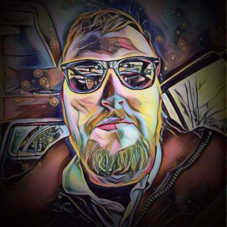 ItsWarnerBros's profile picture. Professional Dad