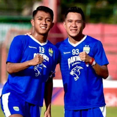 Professional Football Player @persib_official 🐯💙