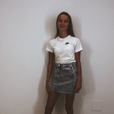 Chantel62366043's profile picture. 
